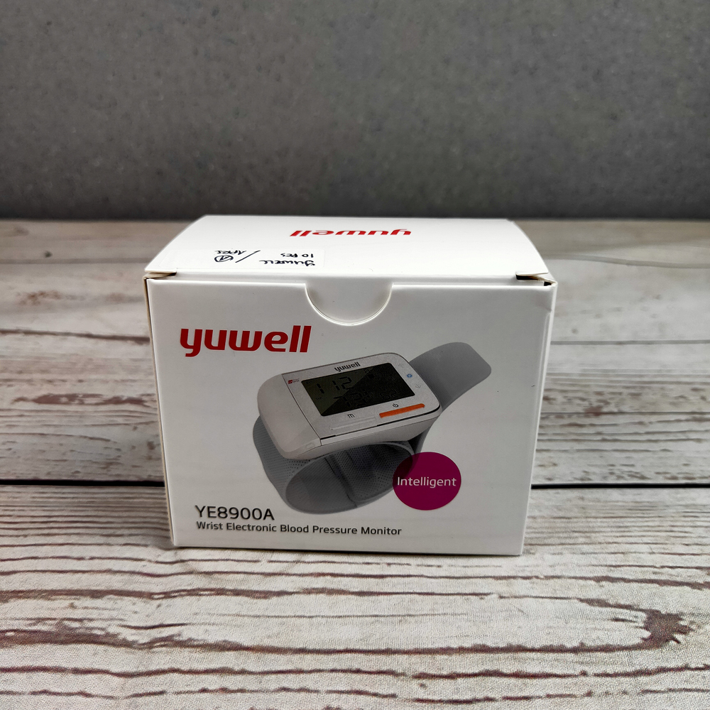 Yuwell Pengukur Tekanan Darah Tensi Electronic Blood Pressure Monitor