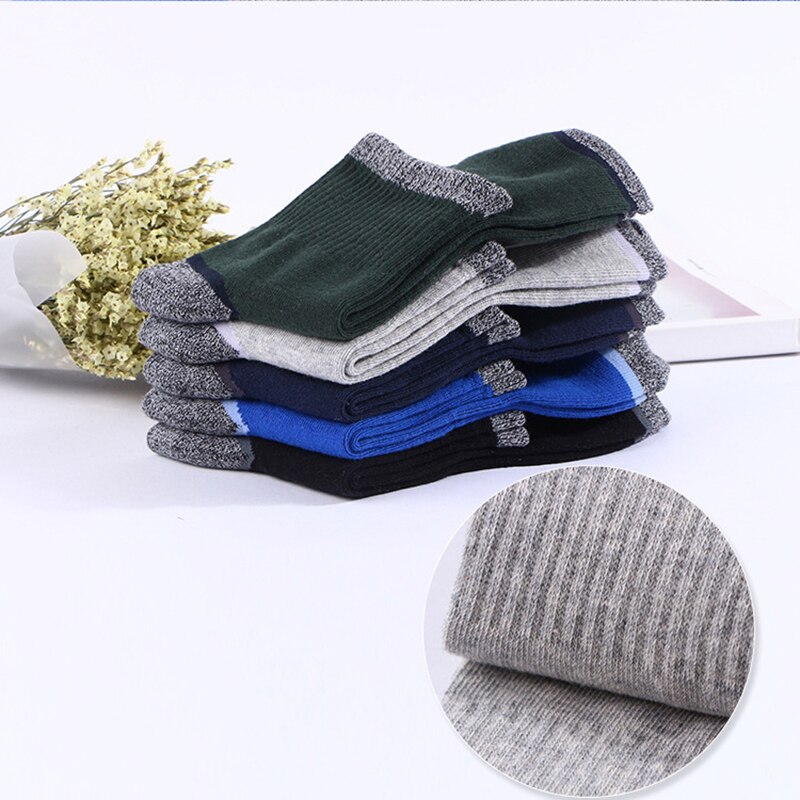 Gambar produk ZTOET Kaos Kaki Olahraga Pria Quick Drying Breathable Men Socks 39-45 - WZ273