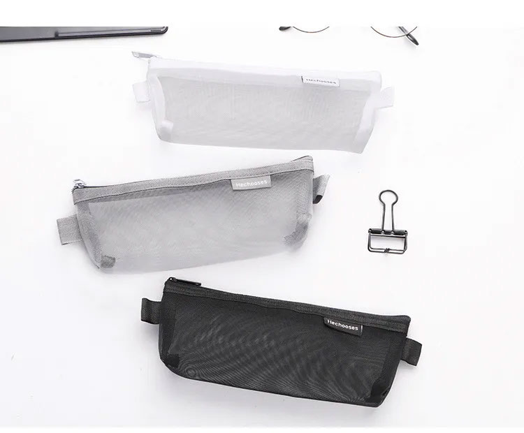 Gambar produk HeChooses Tas Make Up Kosmetik Transparent Mesh Triangle - KS34