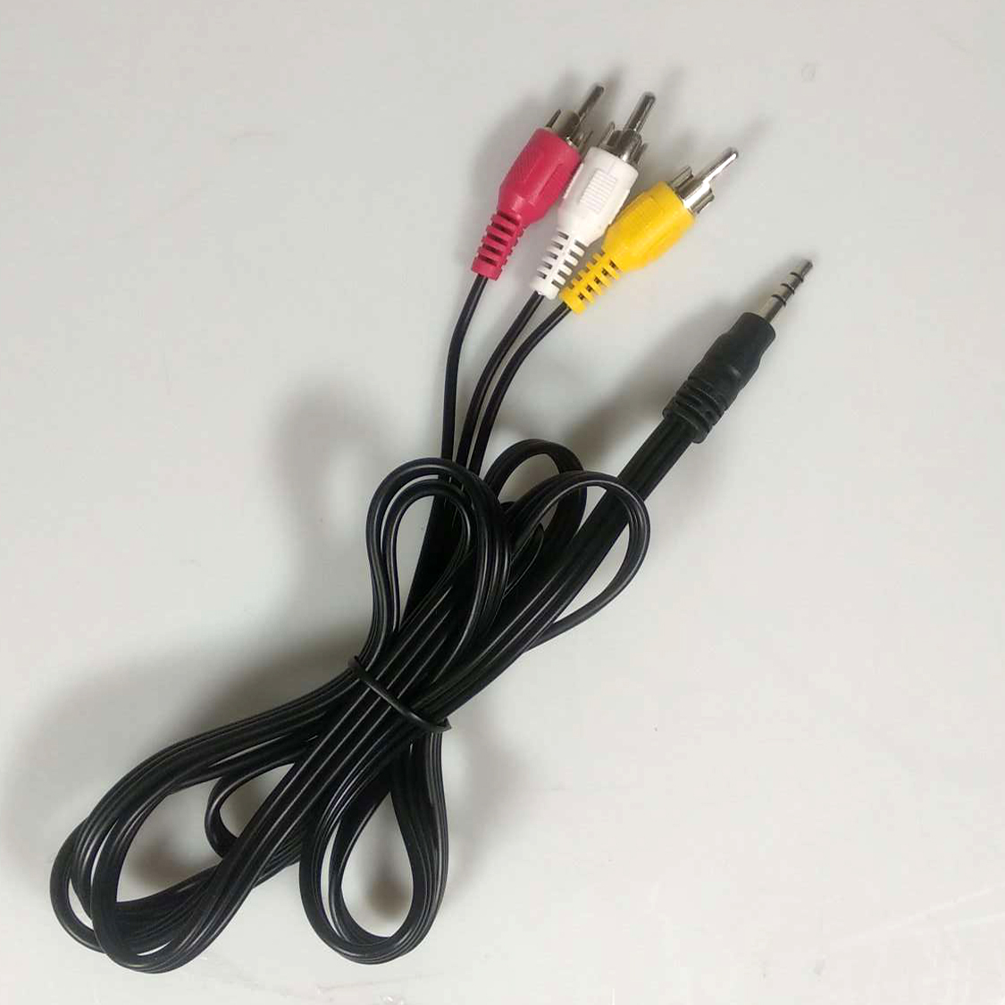 Nongbo Kabel Audio Video 3.5mm to RCA 1.5M - NB114 - Black ...