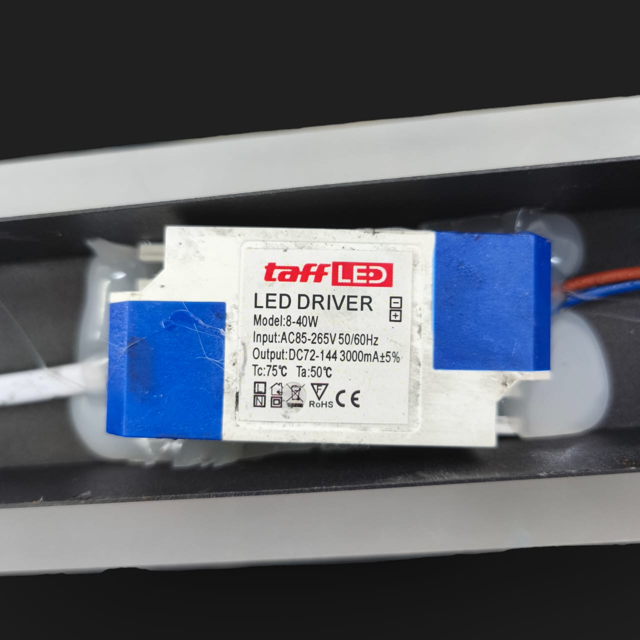 Gambar produk TaffLED Lampu Dinding Hias Outdoor Long Strip LED 3in1 Color 30cm - ISN-31