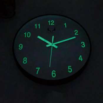 Gambar produk DnX Jam Dinding Bulat Quartz Luminous Glow in The Dark Brave Road 30cm - INU8
