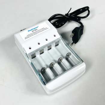 Gambar produk Doublepow Charger Baterai Rechargeable 4 Slot AA AAA with AAA 4 PCS - DP-B02