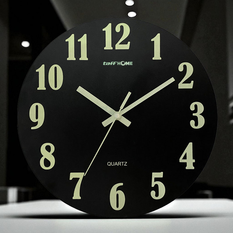 Gambar produk TaffHOME Jam Dinding Bulat Quartz Luminous Glow in The Dark 30cm - Win30