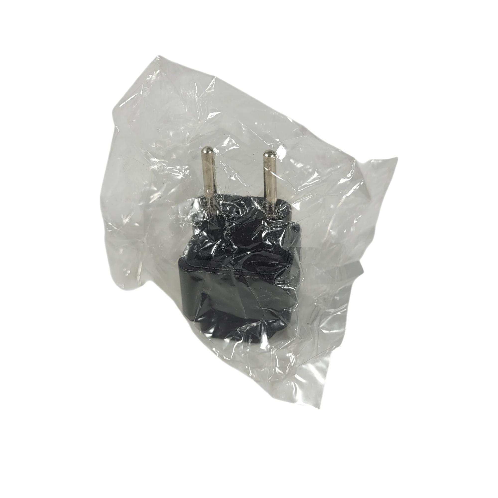 Gambar produk ONG Colokan Universal Travel Converter Multifunctional Hole EU Plug - WY-9B