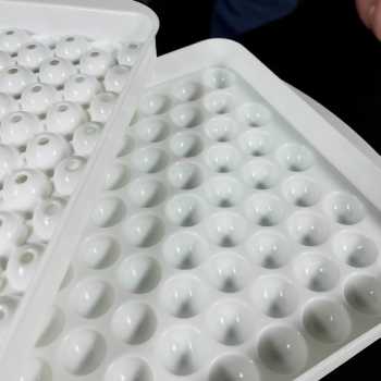 Gambar produk Coky Cetakan Es Batu Jelly Bulat 104 Grid Ice Cube Tray BPA Free - INU77