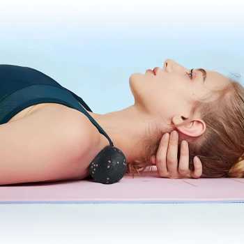 Gambar produk Mertrava Alat Bantu Yoga Peanut Massage Foam Block Roller Ball 8x16cm - D335