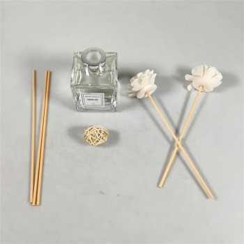 Gambar produk Cararie Pengharum Ruangan Reed Diffuser with Rattan Sticks 100ml Jasmine - C100