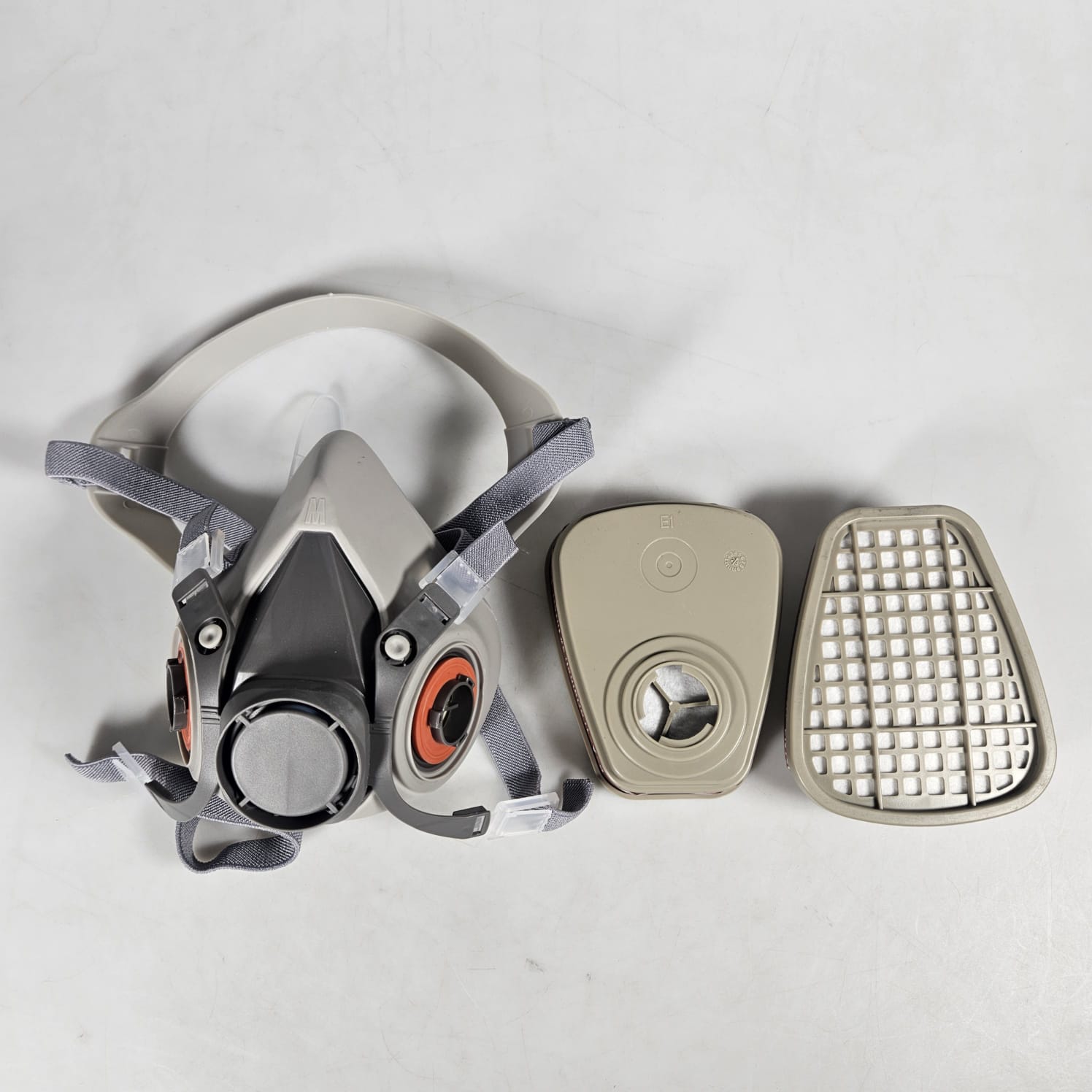 Gambar produk Essential PPE Masker Gas Respirator Lab Anti Virus Half Mask 6200 - MA009