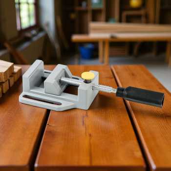 Gambar produk ETOPOO Penjepit Kayu Clamp Vise Woodworking Carpentry Tool 68mm - 1609