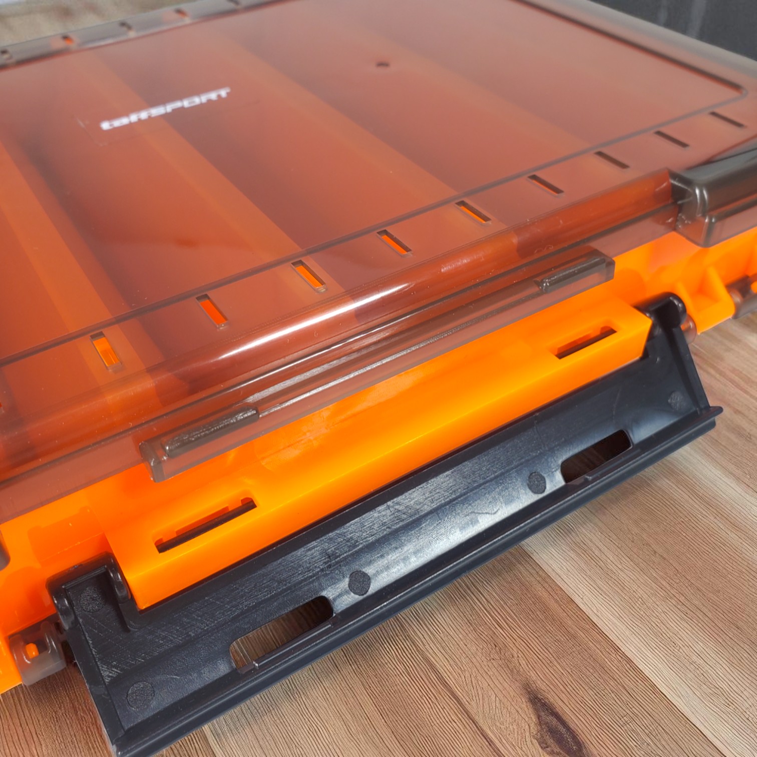 Gambar produk TaffSPORT Kotak Perkakas Kail Umpan Pancing Fishing Box 14 Slot - LYH-1017