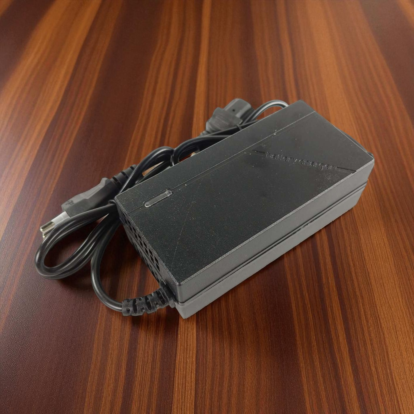Gambar produk Deek-Robot Adaptor Charger Baterai Converter Sepeda Listrik 29.2V 2A - TC-001