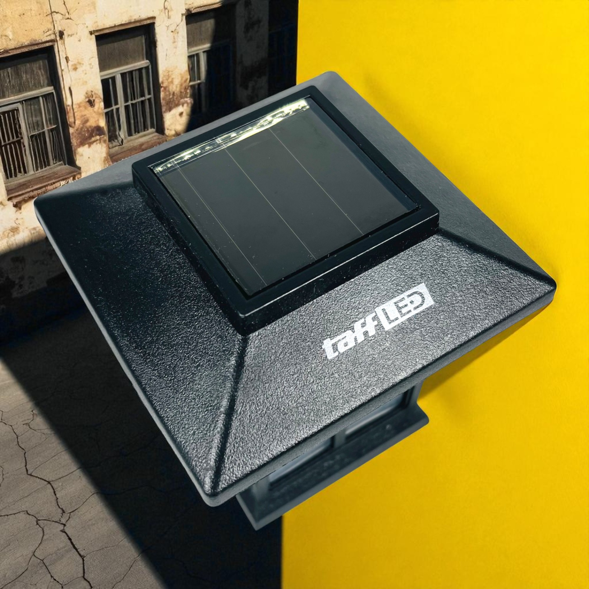 Gambar produk TaffLED Lampu Taman Hias Tancap Sensor Cahaya Solar Power Waterproof - EM300