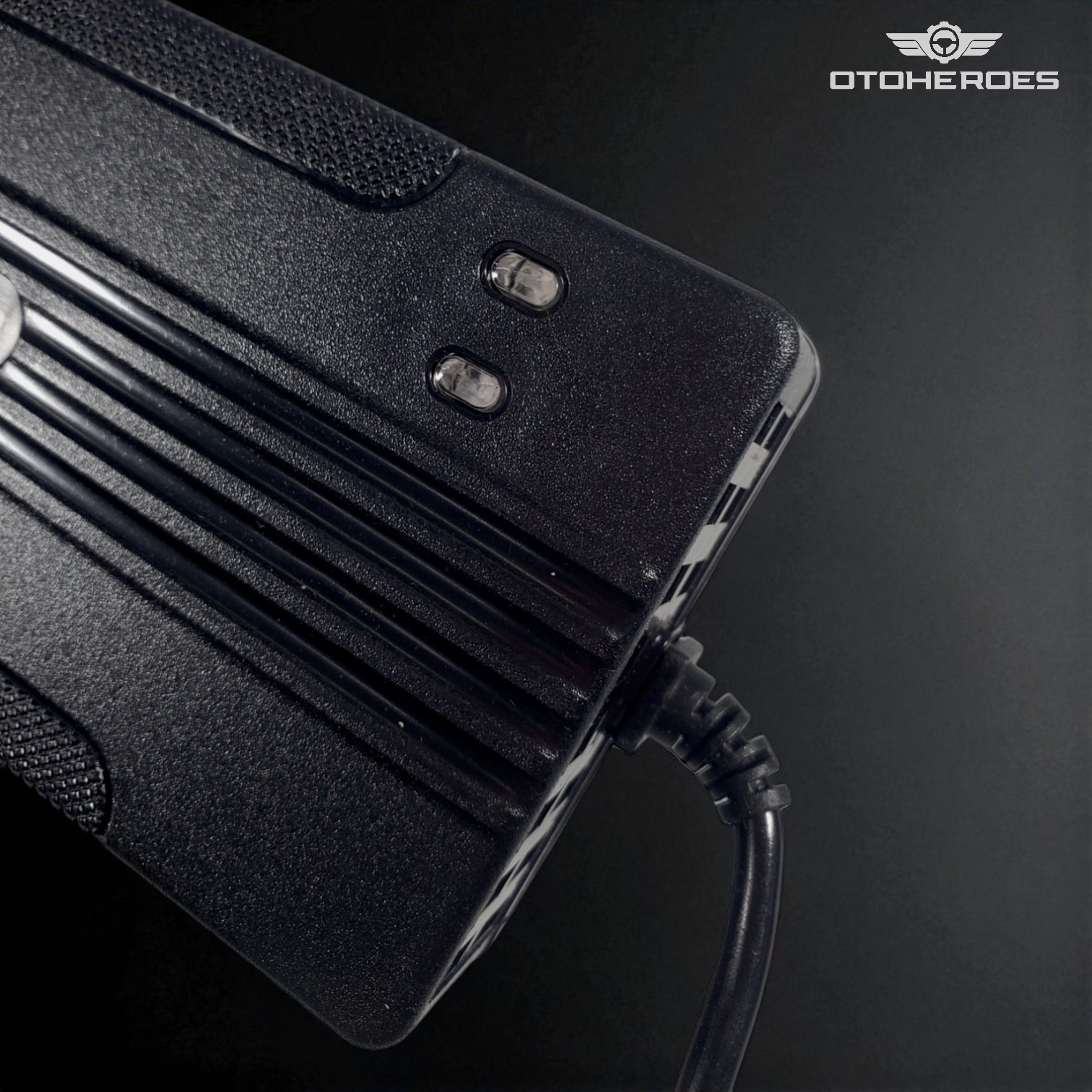 Gambar produk OTOHEROES Charger Aki Sepeda Listrik Smart Battery Charger Portable 48V 12Ah - YF2025