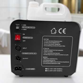 Gambar produk QUNAO Mesin Salju Buatan Snow Machine 4L 1500W with Remote - SM-1500