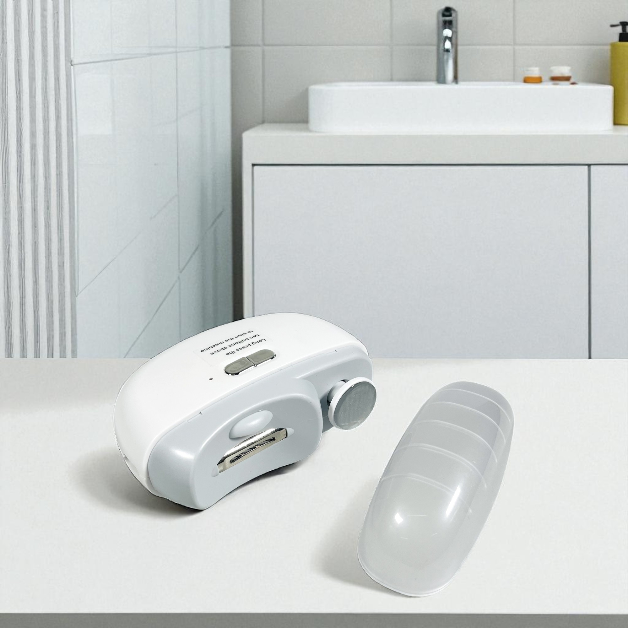 Gambar produk JesC Gunting Kuku Elektrik 2in1 Electric Nail Clipper with LED Light - CH-705