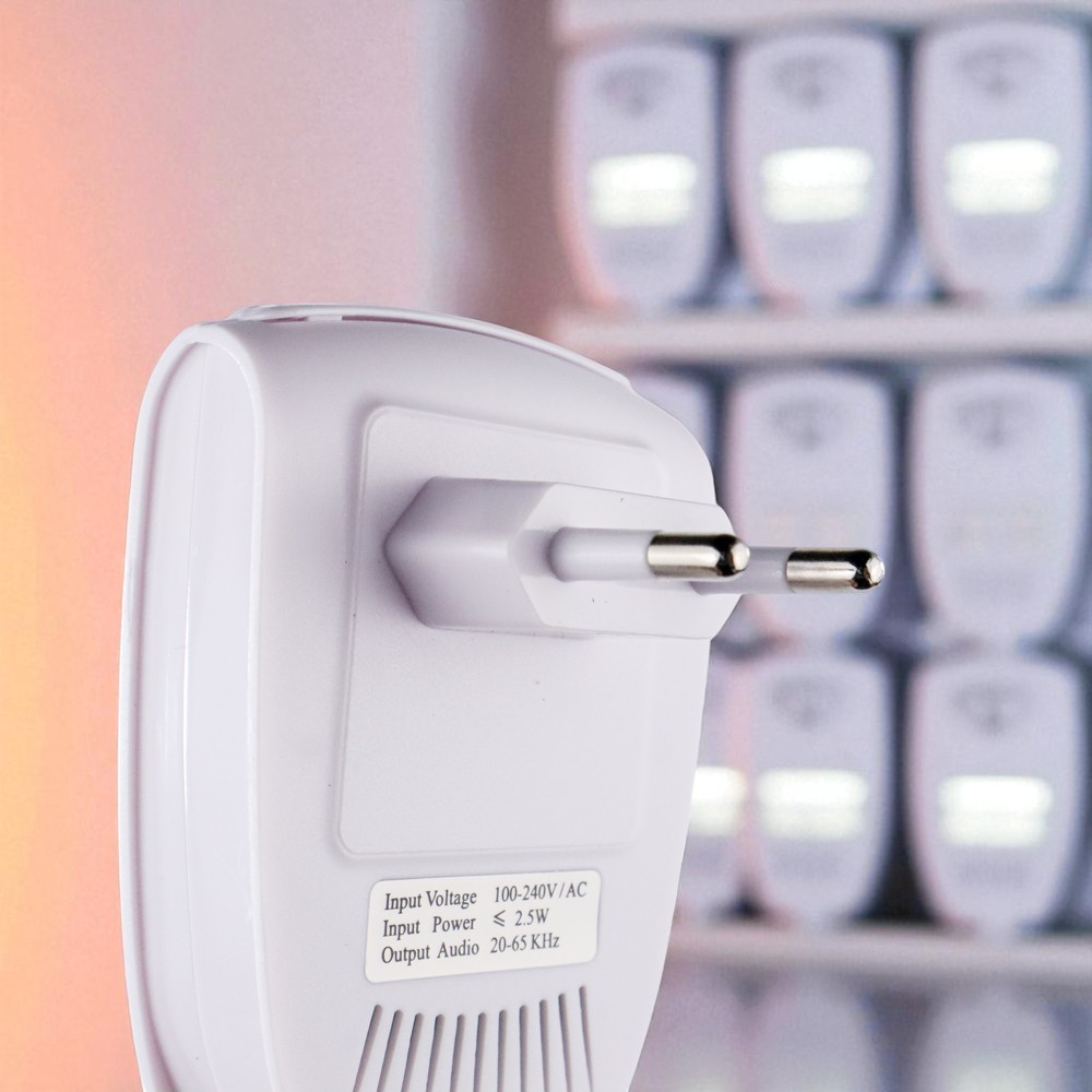 Gambar produk Bug Scare Ultrasonic Rat Pest Control Repeller Anti Nyamuk - LI-3110