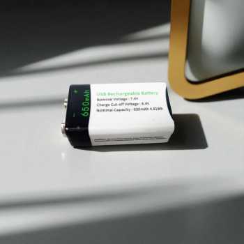 Gambar produk Doublepow Baterai Rechargeable 9V Li-Ion 650mAh 1 PCS - DP-9V6