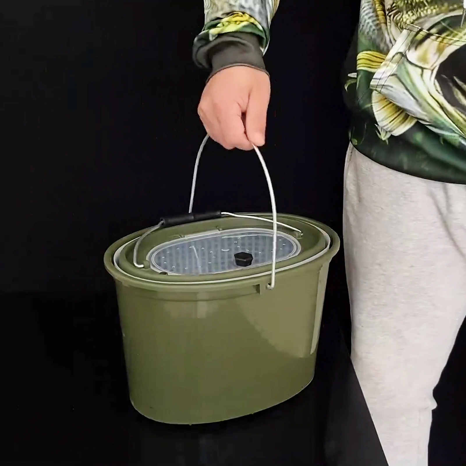 Gambar produk CRK Ember Mancing Ikan Double Layer Hard Shell Fish Bucket 6L - C-10