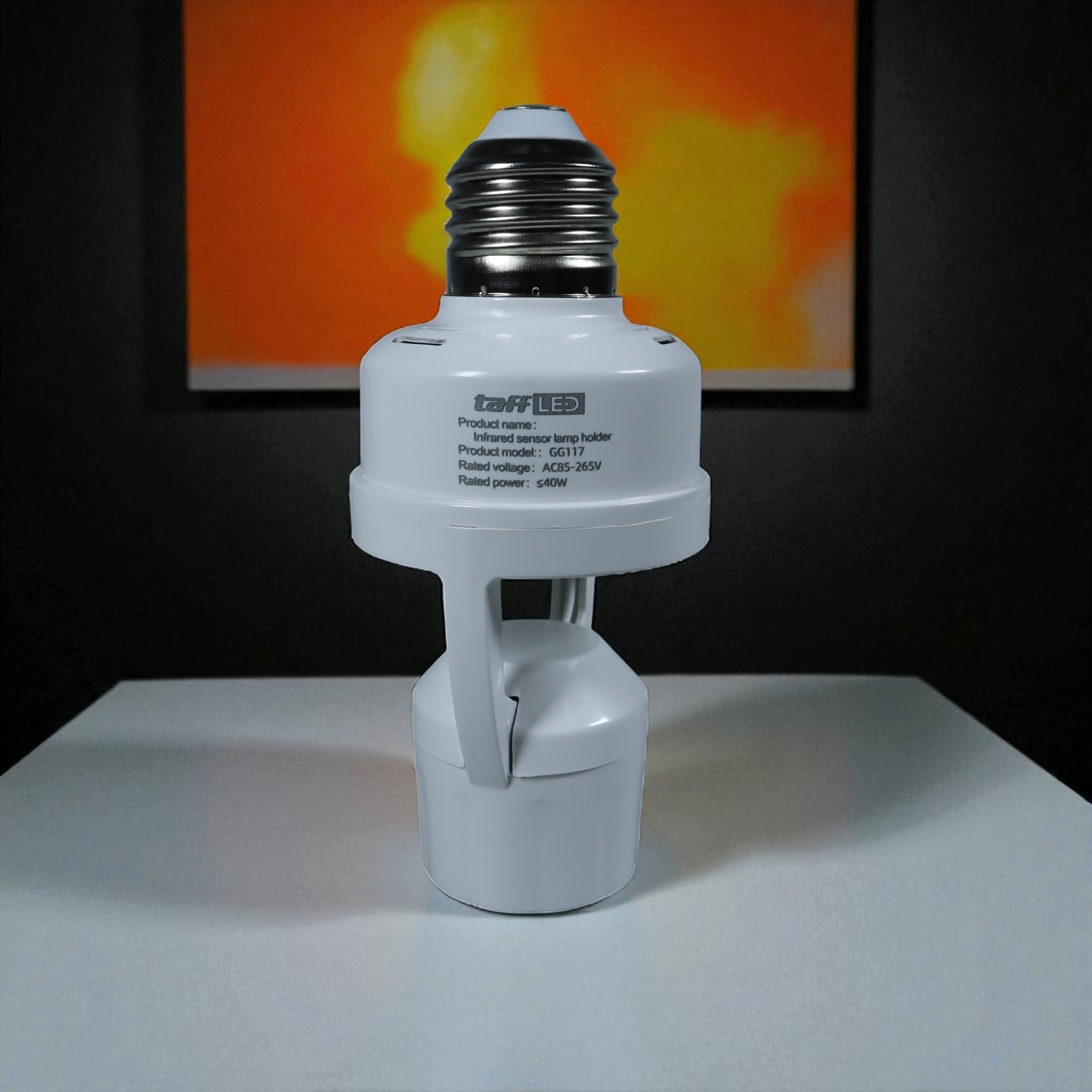 Gambar produk TaffLED Fitting Lampu Bohlam Sensor PIR Adjustable Timer 40W E27 - GG117