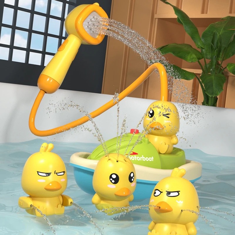 Gambar produk BAKA Mainan Mandi Anak Cute Duck Bathtub Boat Toy Water Spray Toddlers - INU132