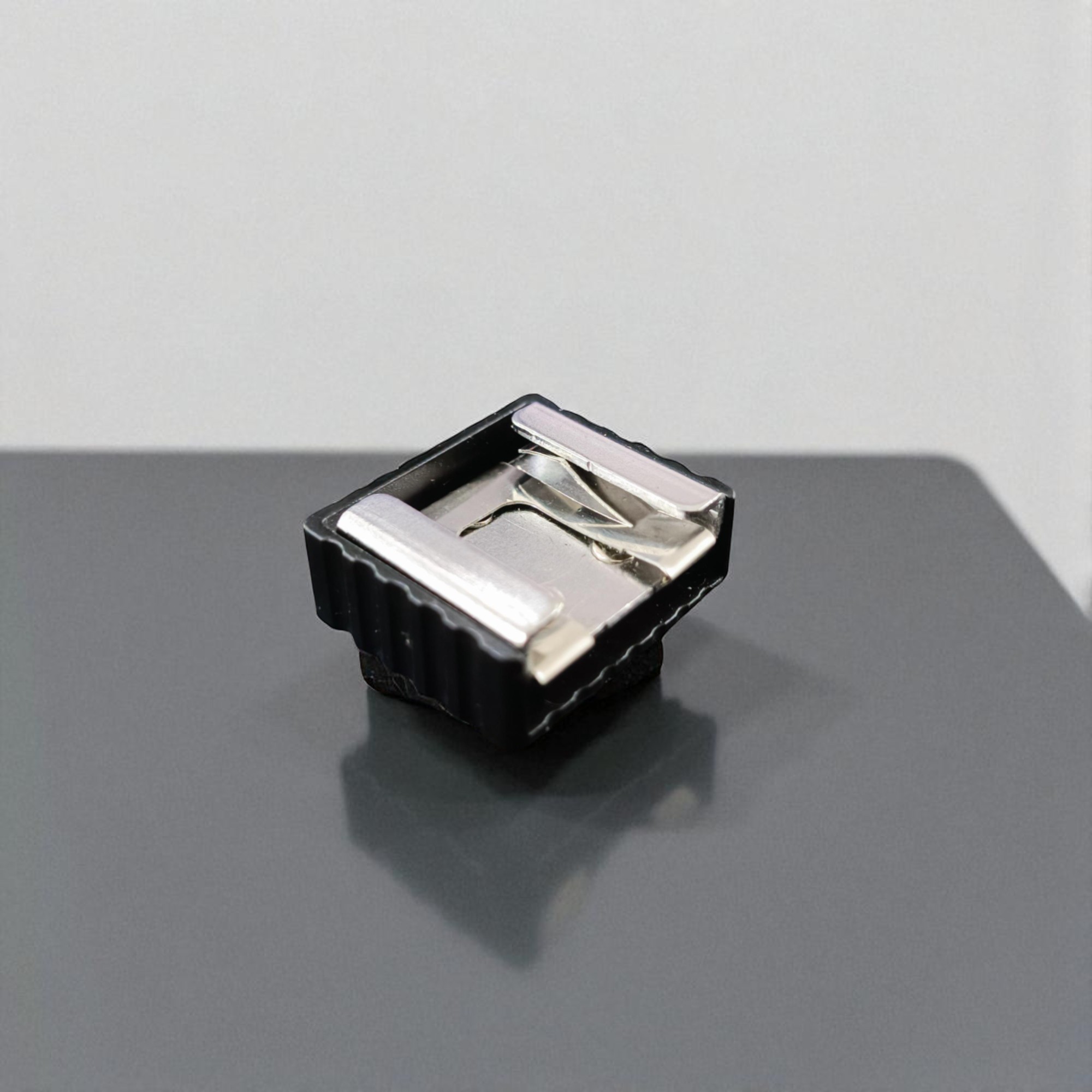 Gambar produk Hot Shoe Kamera DSLR 1/4 Inch Thread