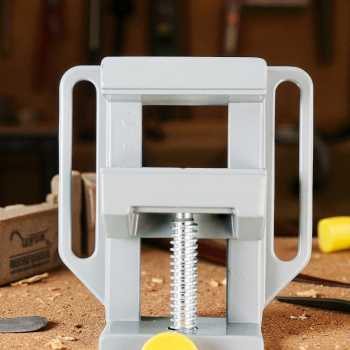 Gambar produk ETOPOO Penjepit Kayu Clamp Vise Woodworking Carpentry Tool 68mm - 1609