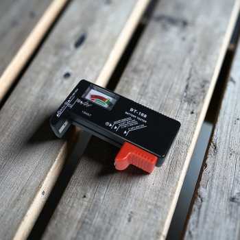 Gambar produk OLOEY Tester Baterai AA AAA Volt Meter - BT-168