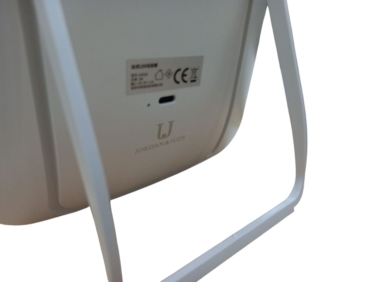 Gambar produk Jordan & Judy Cermin Make Up Mirror LED Light Recharge - NV026