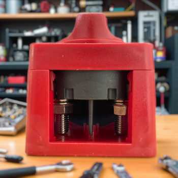 Gambar produk CNSPEED Saklar Baterai Aki Boat Marine Battery Switch 3 Position 300A - 6008