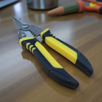 Gambar produk ZHOLIN Gunting Kawat Listrik Multifungsi Cable Cutter Stainless Steel - Z196