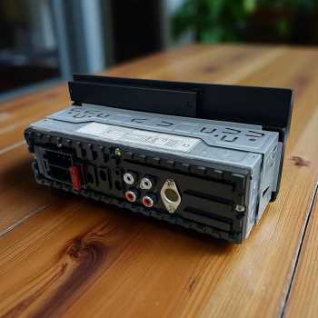 Gambar produk Taffware Tape Mobil MP3 Player Bluetooth USB ISO with Phone Holder - HL82