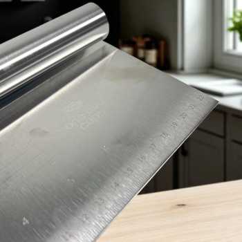 Gambar produk One Two Cups Spatula Scraper Kape Kue Tart Pizza Cutter 22cm - CJ712