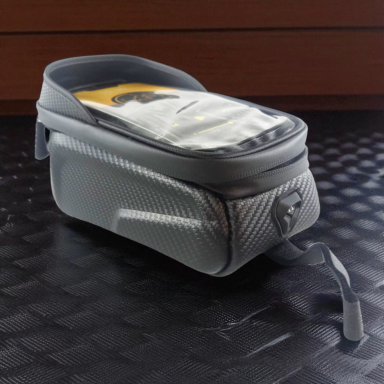 Gambar produk TAKEZERO Tas Sepeda Smartphone Holder Earphone Hole Waterproof - TZ47