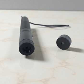Gambar produk TaffLED Laser Pointer Green Beam 1mW 532nm with Baterai dan Charger - YL-301