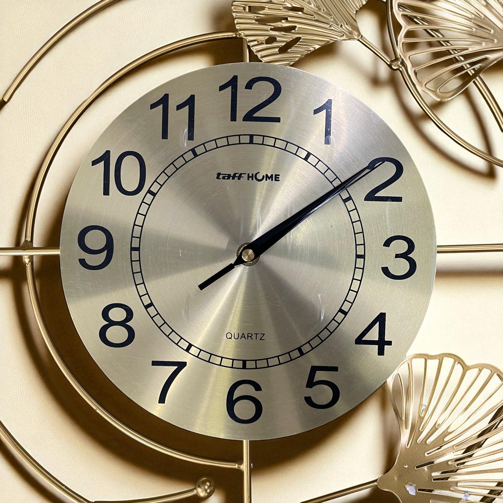 Gambar produk TaffHOME Jam Dinding Elegan Ginkgo Biloba Silent Movement 81.5cm - 2305