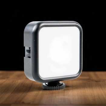 Gambar produk inLight Lampu Kamera Mini RGB LED Portable Photo Video Light 1200mAh - WL-R1