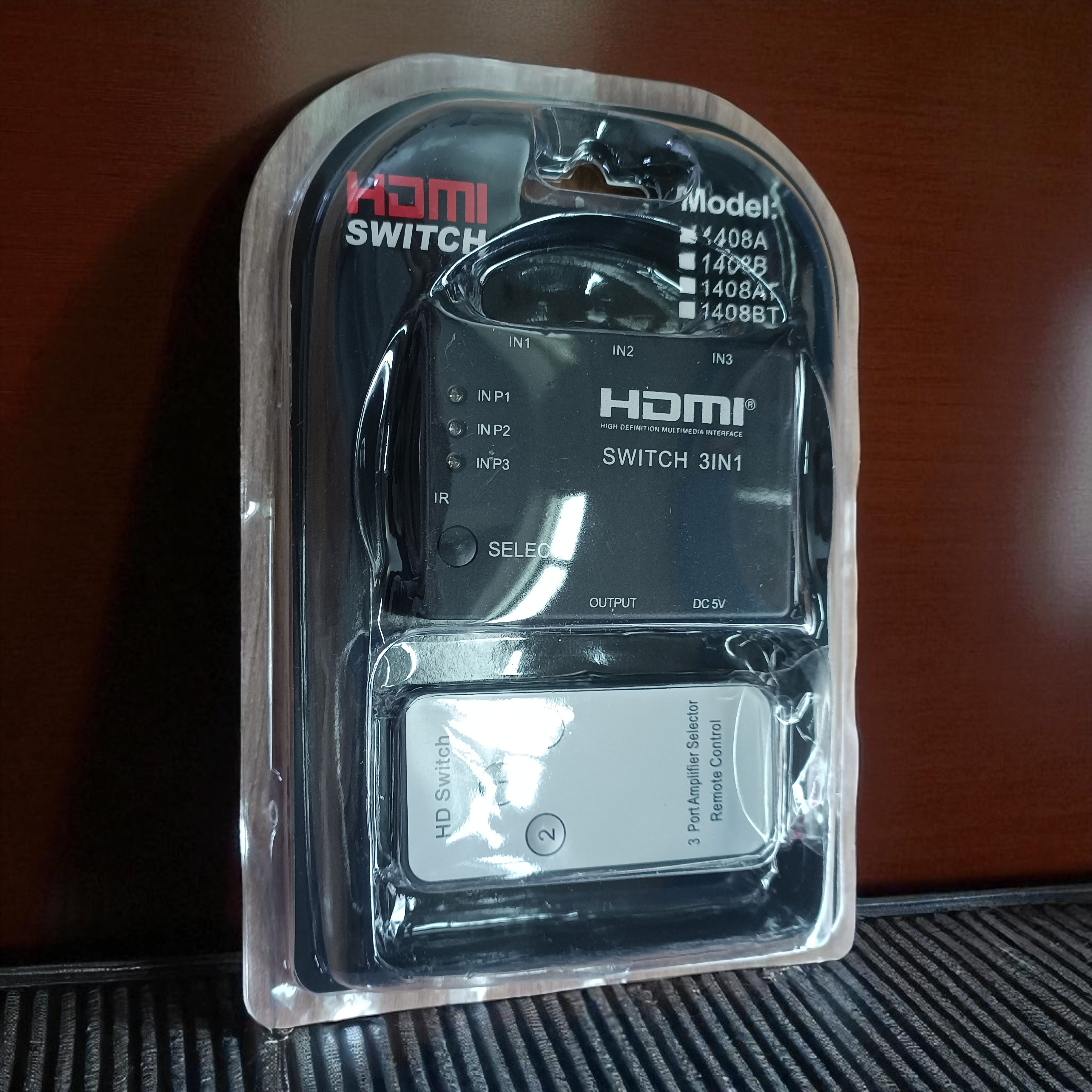 Gambar produk Perlinta HDMI Switch 3 Port Full HD 1080P with Remote Control - 3T01