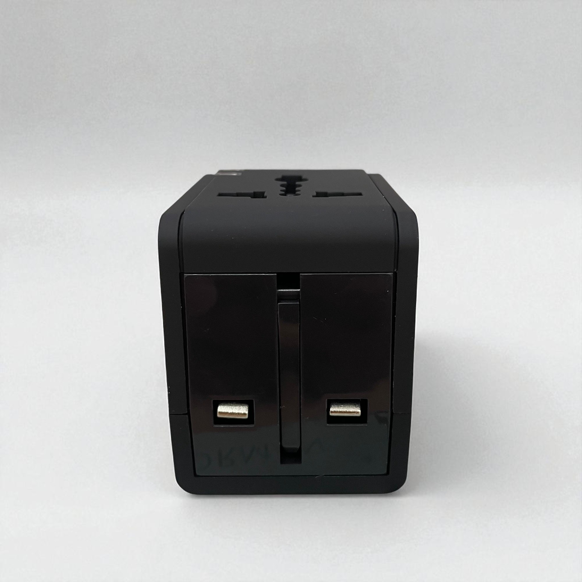 Gambar produk TRAVOR Universal Travel Adaptor Port USB Type C UK EU USA PD20W 6A - TR020