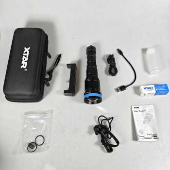 Gambar produk XTAR Senter Diving LED Flashlight Adjustable Beam 1600 Lumens 122500cd - D40