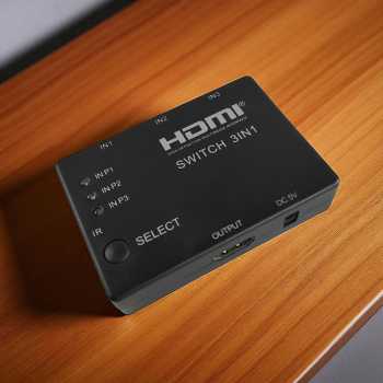 Gambar produk Perlinta HDMI Switch 3 Port Full HD 1080P with Remote Control - 3T01