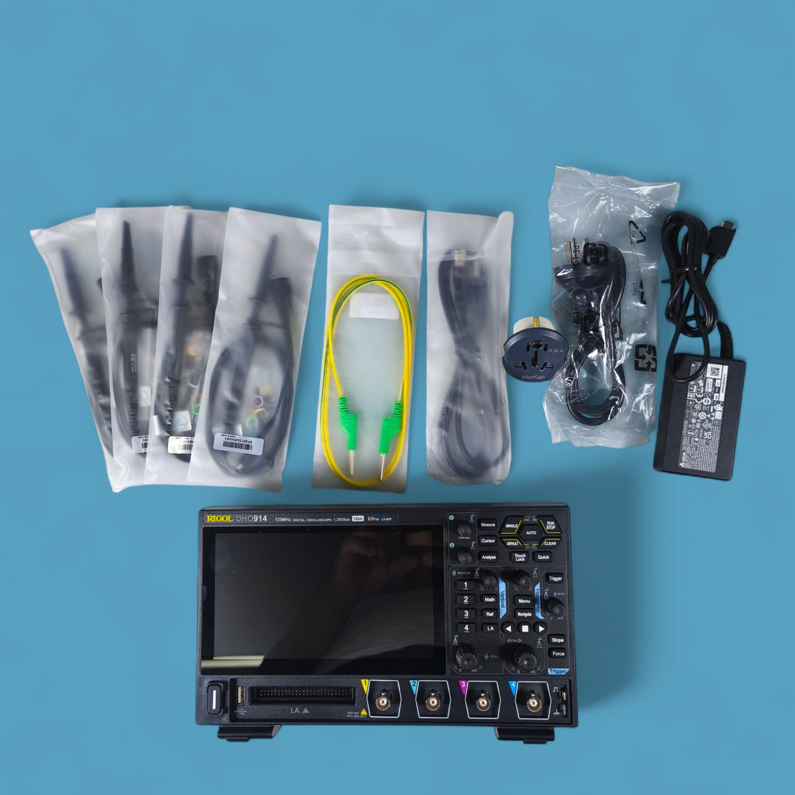 Gambar produk RIGOL Oscilloscope Digital Multimeter Signal Generator 4CH 125 MHz - DHO914