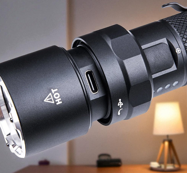 Gambar produk NEXTORCH Lampu Senter LED Penlight Tactical USB Type C 5000 Lumens - P91