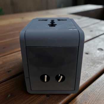 Gambar produk COKYI Travel Adaptor Universal Plug EU UK US/AU 3.0A USB A USB C - ONB100-04