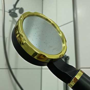 Gambar produk LIXADA Shower Portable Outdoor Camping Travel Digital Display 6000mAh - LD-60
