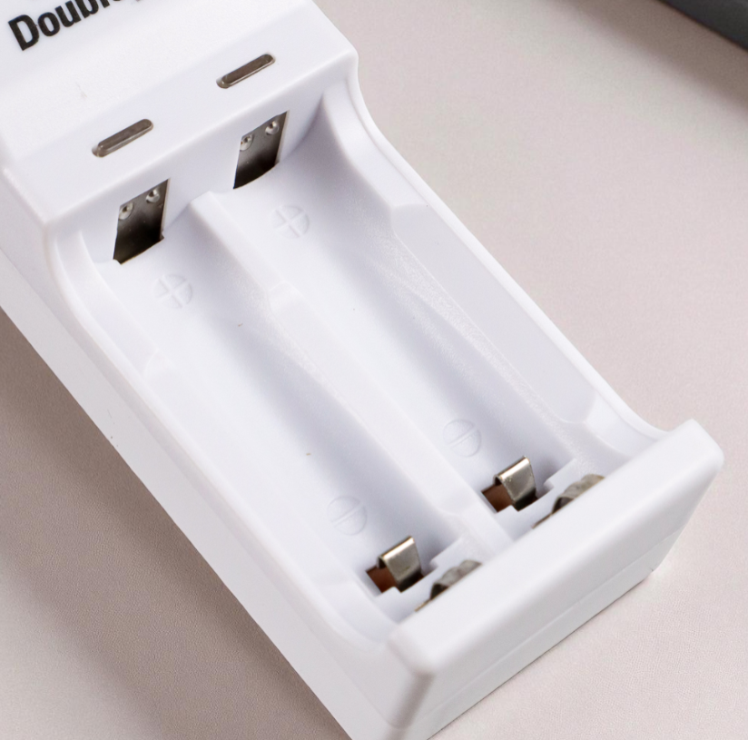 Gambar produk Doublepow Charger Baterai 2 Slot for AA AAA Ni-MH Ni-CD with LED - DP-U21