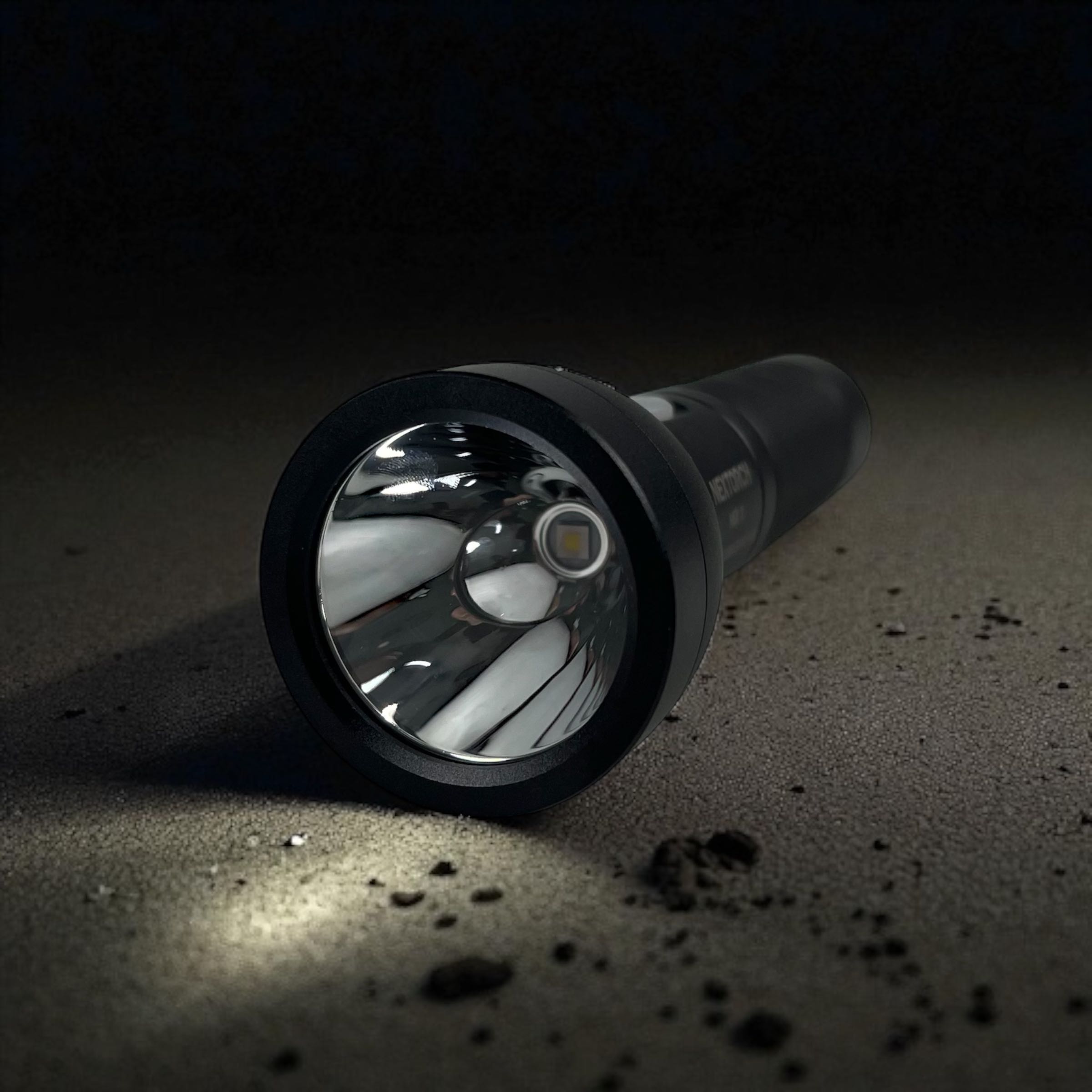 Gambar produk NEXTORCH Senter LED Rechargeable Tactical Flashlight IPX7 1000 Lumens - NEX X