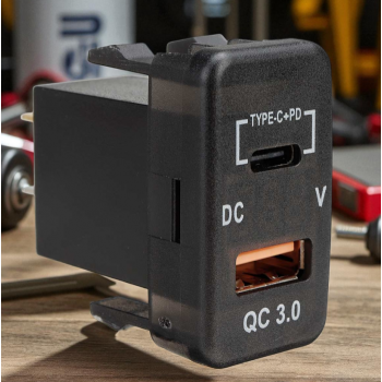 Gambar produk WAIMEI Car Charger Mobil PD QC 3.0 LED USB Type C Port DC Plug 12V - W30