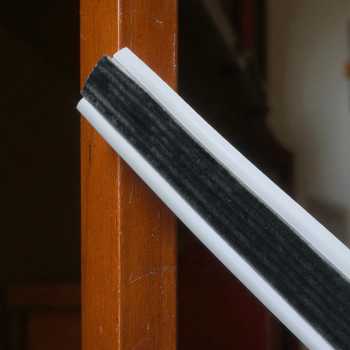 Gambar produk DTIAO Lis Pintu Penghalang Debu Serangga Under Door Seal Strip 93cm - DT4I