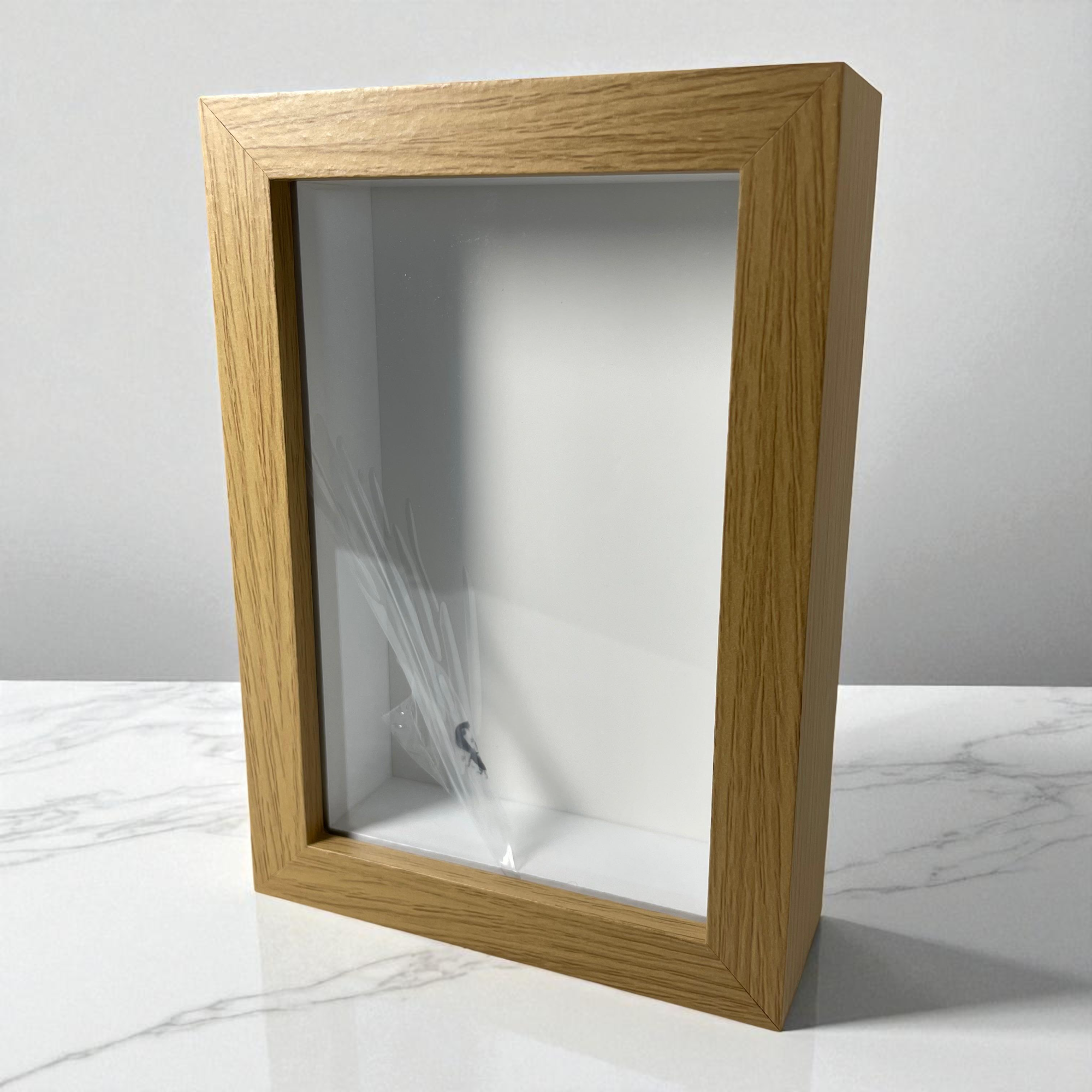 Gambar produk YIXUE Bingkai Foto Ornamen Minimalist Wooden Shadow Box Stand 3D 6 Inch - YE5